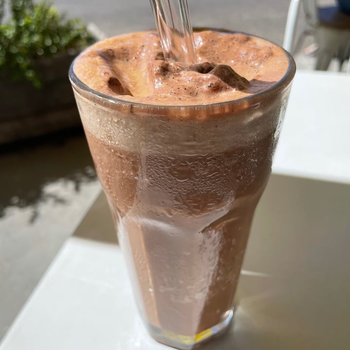 photo of Blended Health Cafe & Catering Blended Iced Cacao Latte shared by @tanieskitchen on  01 Jun 2021 - review
