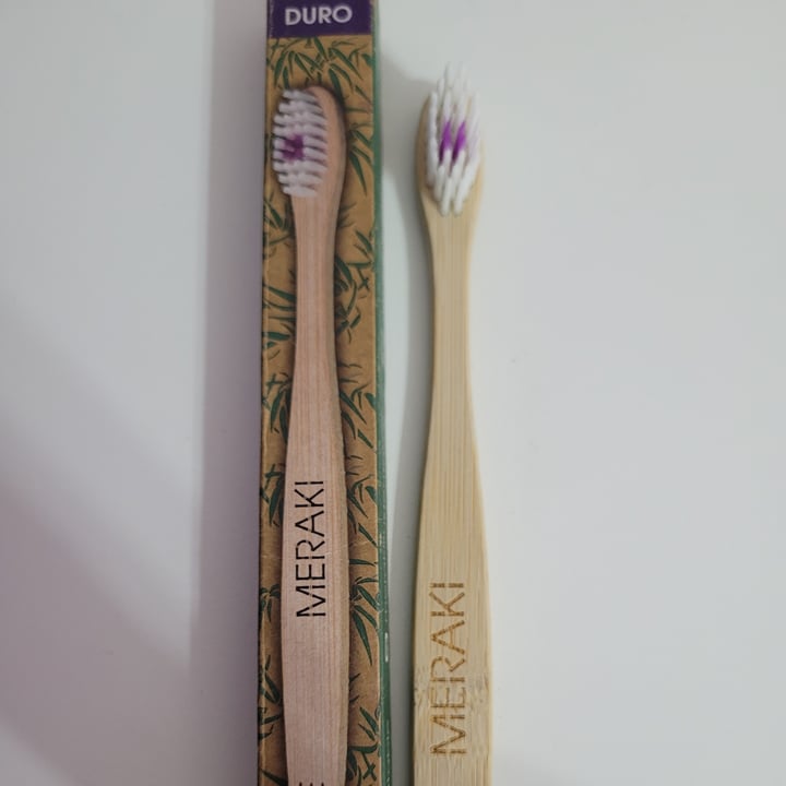 photo of Meraki Cepillo de Dientes Duro shared by @lunesblues on  19 Aug 2022 - review