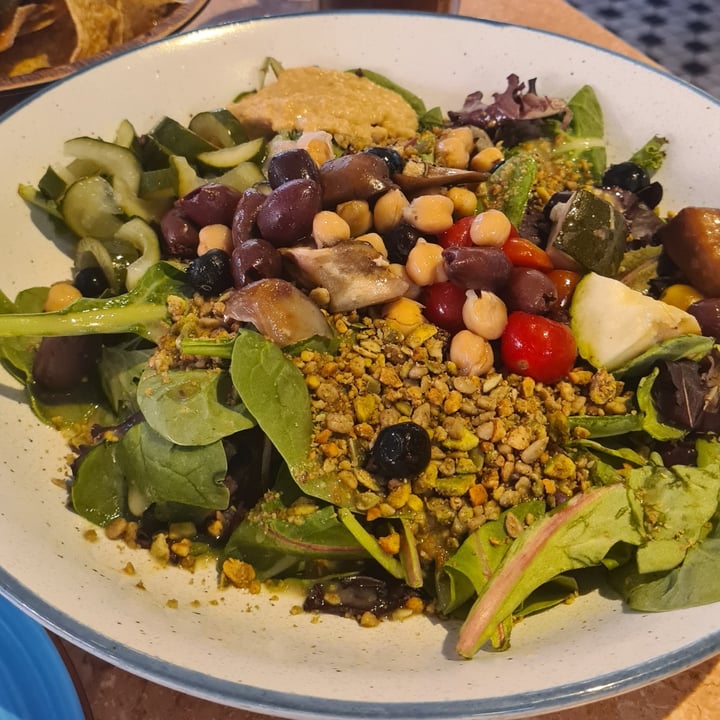 photo of CLOSED - Privé Somerset Meditarrean salad shared by @sathya0785 on  23 Jul 2022 - review