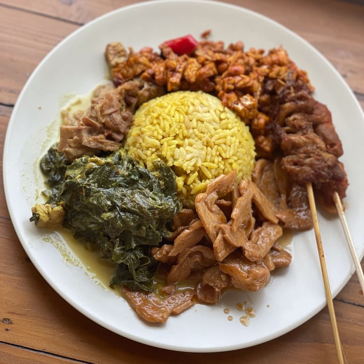 review photo of Give Cafe Nasi campur shared by @sharrenfiona on 20 Oct 2021 - review