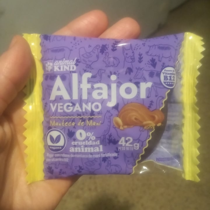 photo of Animal kind Alfajor Vegano shared by @-giuliana- on  05 Feb 2022 - review