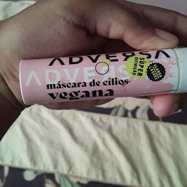 photo of Adversa Máscara para cílios shared by @brunamendes on  17 Apr 2022 - review