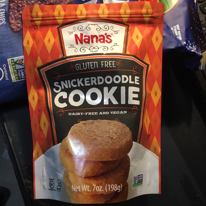 photo of Nana’s Snickerdoodle galleta shared by @ivanjimenes on  21 Jun 2020 - review