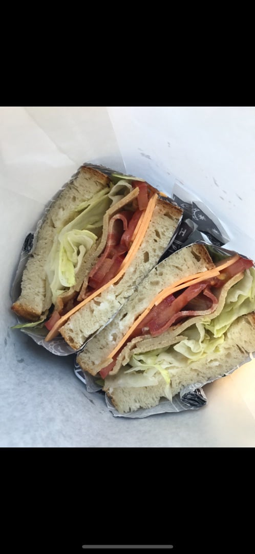 photo of Smith and Deli Club Sandwiches Not Seals shared by @hakamme on  24 Jul 2019 - review