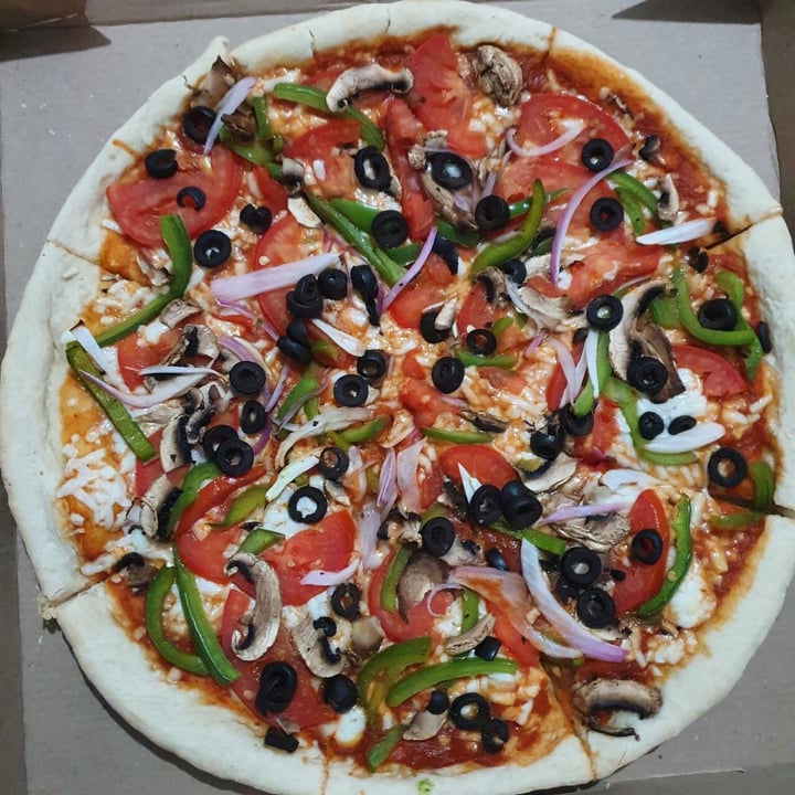 photo of Salvaxe Pizza jardinera shared by @anaamezaaa1712-03 on  23 Jul 2021 - review