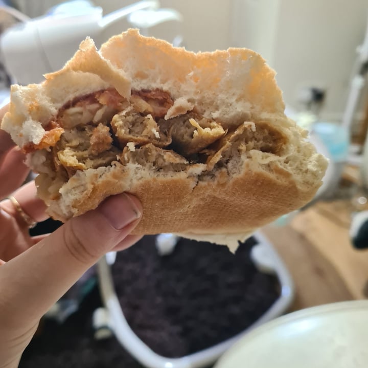 photo of Woodys Burtonwood Double Vegan Sausage And Hash Brown Barm With Ketchup shared by @mipsy on  06 Oct 2022 - review