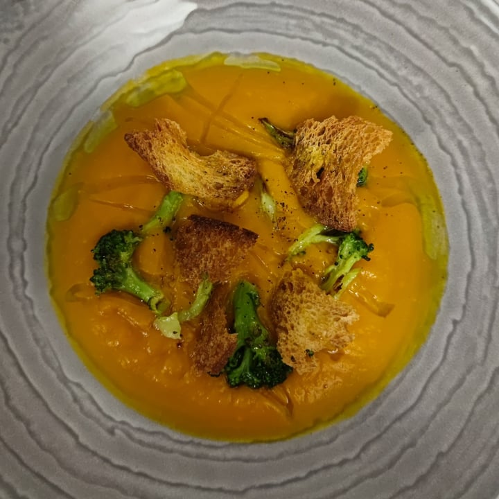 photo of Ristorante Mazzini 200 Vellutata Di Zucca Con Broccoli, Crostini E Olio D'oliva shared by @monipelle on  01 Apr 2022 - review