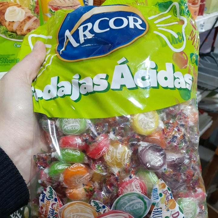 review photo of Arcor Caramelos acidos shared by @tamaraponzo on 04 Jul 2021 - review