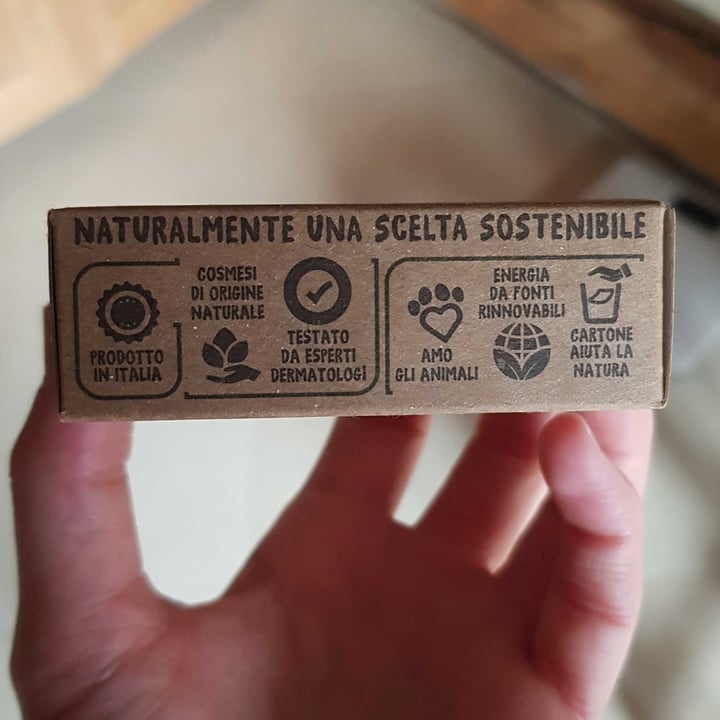 review photo of White Castle Bagno doccia solido tutti frutti shared by @sarettadesi95 on 13 May 2022 - review