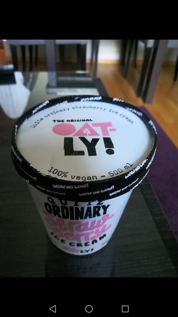 photo of Oatly Strawberry Ice Cream shared by @ishaan on  27 Mar 2019 - review