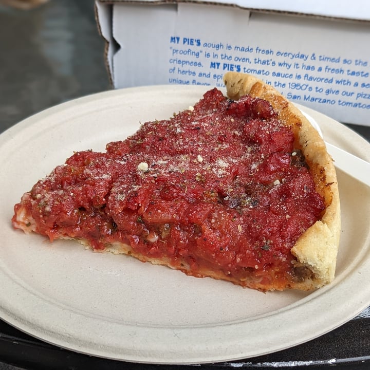 photo of My Pi Pizza Vegan Deep-Dish Sausage Pizza shared by @iszy on  10 Oct 2022 - review