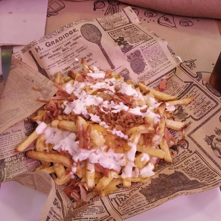 photo of Freedom Cakes Cheese Vacon Fries shared by @runa on  12 Nov 2020 - review