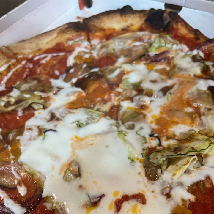 photo of Groove Pizza Pizza Big Brother And The Holding Company shared by @giuliaccia on  28 Sep 2022 - review