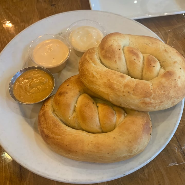 photo of Sage Plant Based Bistro and Brewery Echo Park Soft Baked Gluten-Free Pretzels shared by @vidisharai on  15 Jul 2021 - review