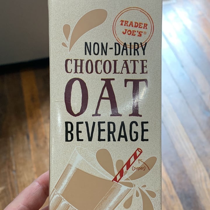 photo of Trader Joe's Non-Dairy Chocolate Oat Beverage shared by @thatpiglady on  30 May 2022 - review