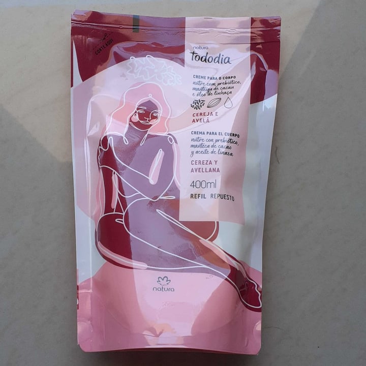 review photo of Natura Refil Creme Para O Corpo Cereja E Avelã shared by @patsmaraujo on 18 Apr 2022 - review