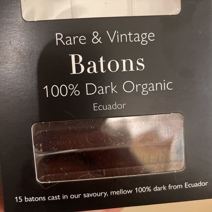 review photo of hotel chocolat 100% Dark Organic Batons shared by @gaia121 on 19 May 2021 - review