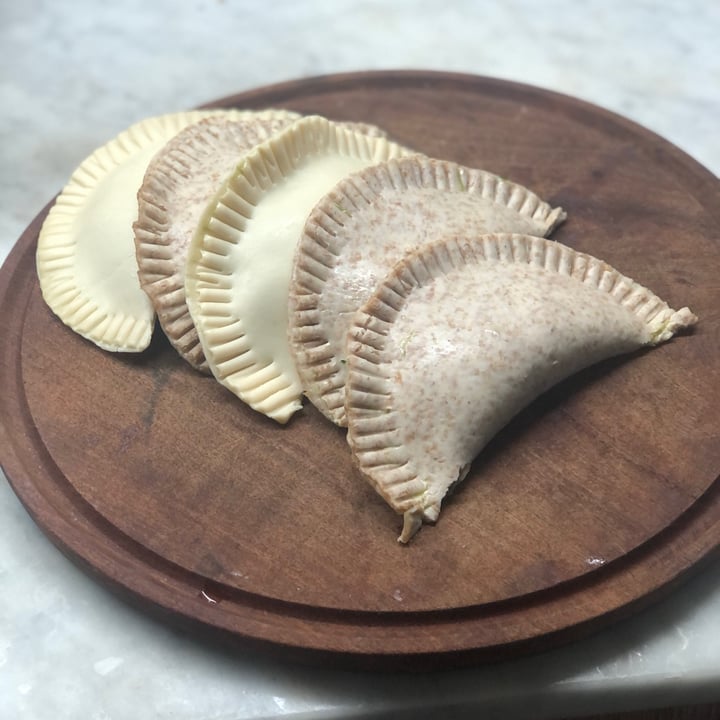 photo of Muy sabroricas Tapas Para Empanadas Super Rostisera shared by @romicapo on  08 Jan 2022 - review