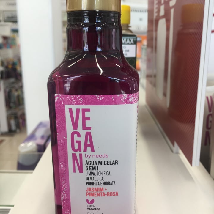 photo of Vegan by Needs Água Micelar 5 Em 1 Jasmim - Pimenta-Rosa  shared by @tatimmoura on  29 Apr 2022 - review