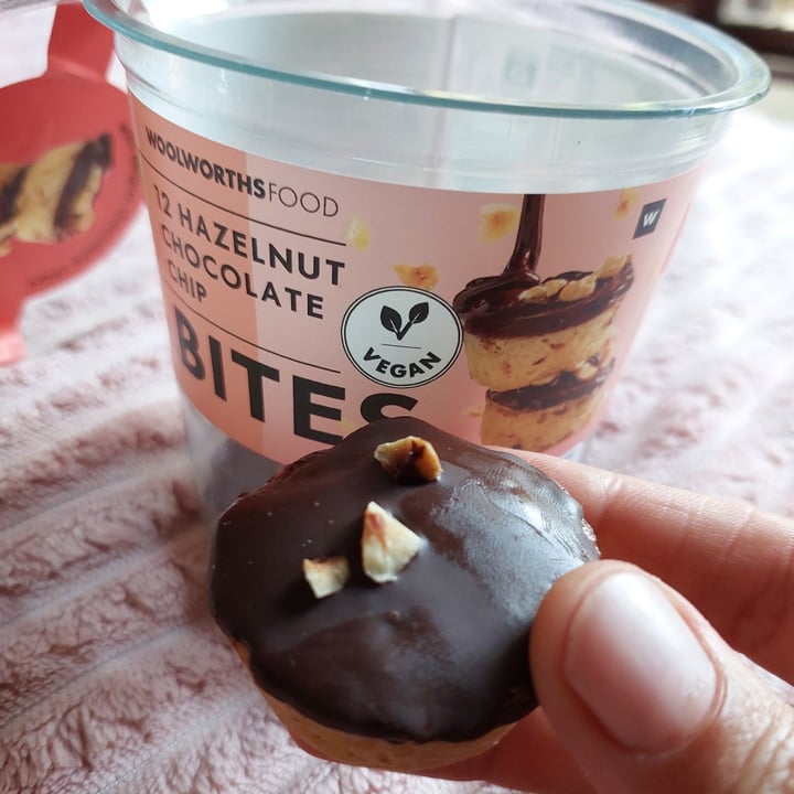photo of Woolworths Food 12 hazelnut chocolate chip bites shared by @lunascorner on  03 Nov 2022 - review