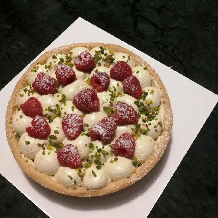 photo of Pasticceria Dante-Vegan&Gluten free Crostata al pistacchio shared by @markmv75 on  13 Dec 2022 - review