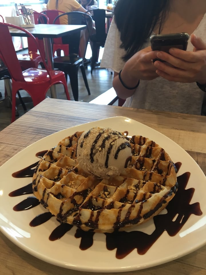 photo of WellSmoocht Waffles & Earl Grey Ice Cream shared by @adoratory on  20 Mar 2020 - review