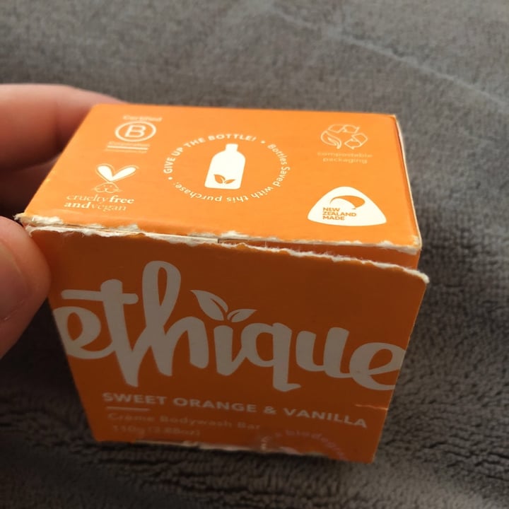 photo of Ethique Créme body wash bar shared by @veggiegirlglee on  16 Jan 2021 - review