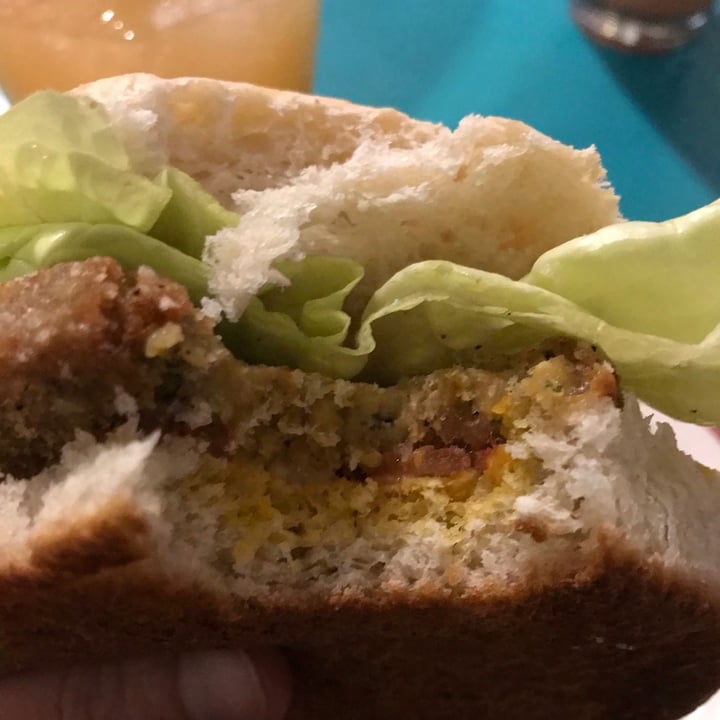 photo of La Vegana Cantina Sandwich De Milanesa De Garbanzos shared by @ladybiird on  26 Jul 2021 - review
