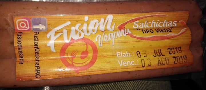 photo of Fusión vegana Salchichas Veganas tipo Viena shared by @ursula on  06 Jul 2019 - review