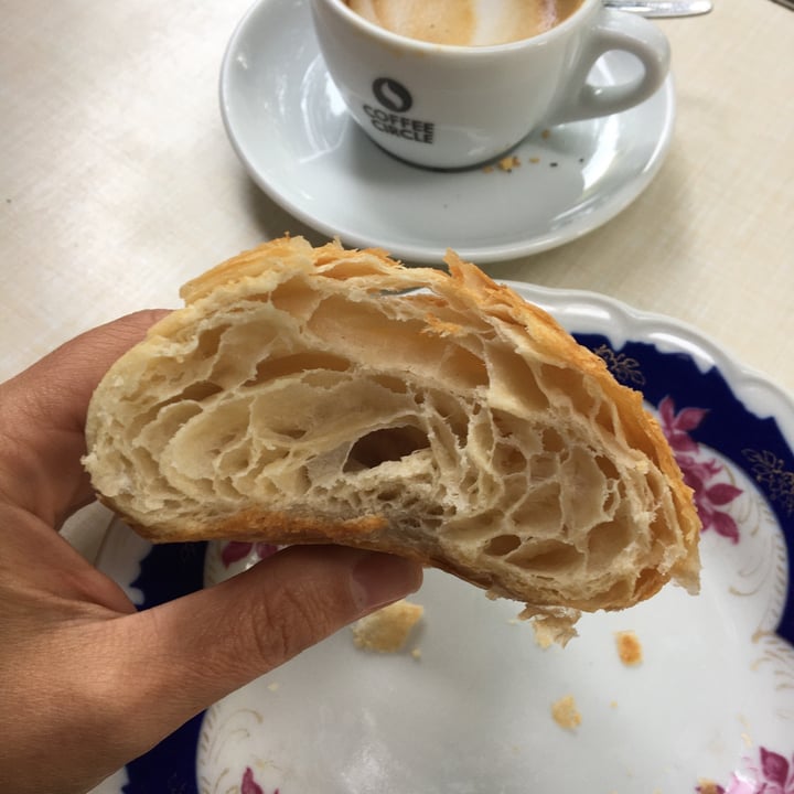 review photo of Vamos Veganos Croissant shared by @butterflykiss96 on 23 Sep 2020 - review