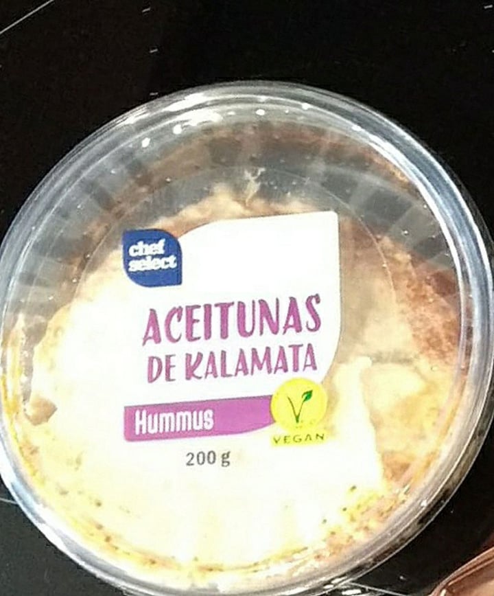 photo of Chef Select Hummus Aceitunas de Kalamata shared by @cristyglez on  24 Apr 2020 - review
