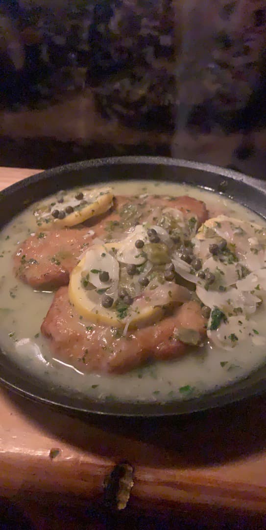菜肴“Chicken Piccata”的照片