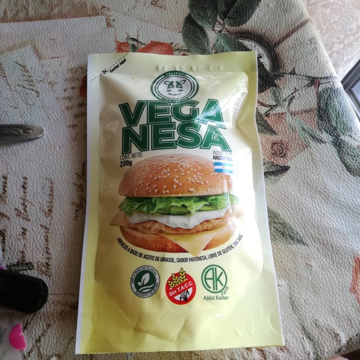 photo of Felices Las Vacas Veganesa shared by @erimars on  03 Jul 2022 - review