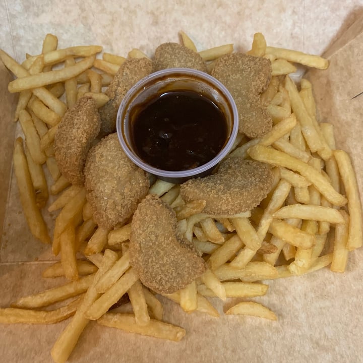 photo of Jerry's Vegan Burgers Not Chiken Nuggets shared by @onomatias on  16 Aug 2022 - review