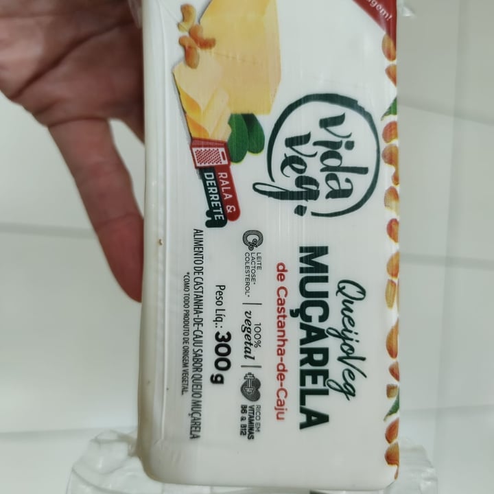 review photo of Vida Veg QueijoVeg De Castanha De Caju Tipo Muçarela shared by @renatofelipe on 12 May 2022 - review