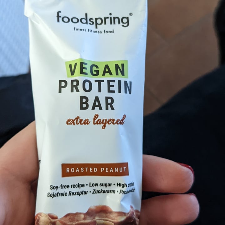 photo of Foodspring Vegan protein bar roasted peanut shared by @serelop on  17 Mar 2022 - review