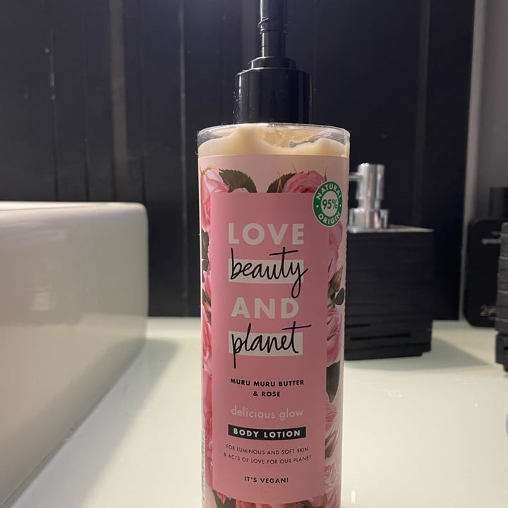 review photo of Love Beauty and Planet Murumuru Butter & Rose Body Lotion shared by @ceciromito on 15 Dec 2021 - review