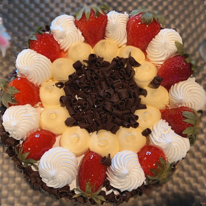 review photo of La Fonte Del Dolce Cake shared by @v3ganwitch on 03 Apr 2021 - review