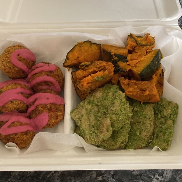 Photo of the dish “Tre pietanze vegane”