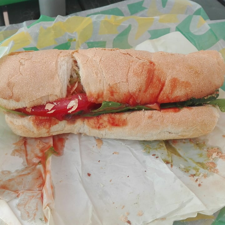 photo of Subway Sándwich de pan blanco 15cm Con Guacamole shared by @compasionveganaarg on  01 Feb 2021 - review