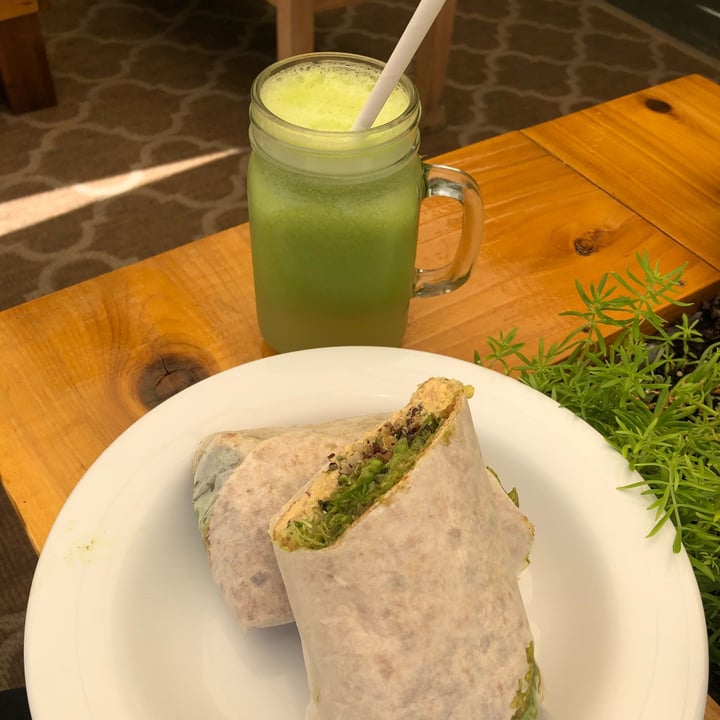 review photo of Date and Thyme Organic Cafe and Market Hummus Wrap shared by @lovelyveganalex on 17 Dec 2021 - review