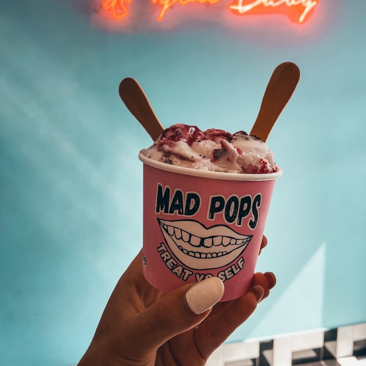 review photo of Mad Pops Bali Blueberry coconut & Milky Chocolate shared by @mgreiner on 26 Jul 2021 - review