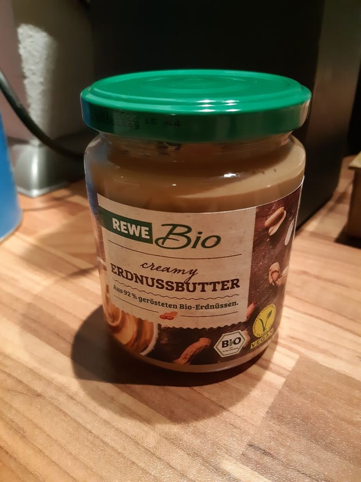 review photo of Rewe Bio Nuss-Nougat Creme shared by @mokina360 on 13 Feb 2020 - review