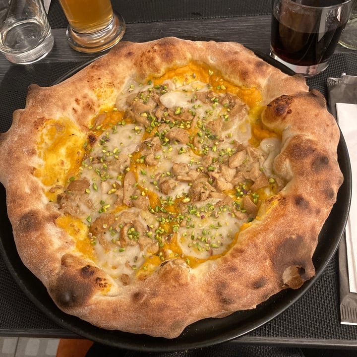 photo of Pizzeria "I Partenopei" Brescia Girasole shared by @marghegio13 on  10 Mar 2022 - review