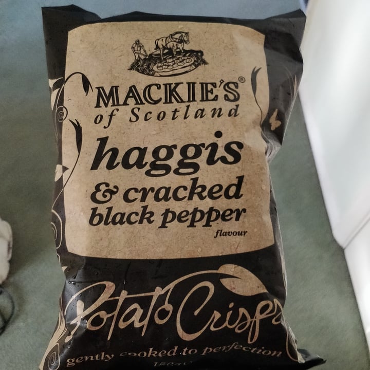 photo of Mackie's of Scotland Haggis And Cracked Black Pepper Crisps shared by @plumesworld on  22 Jul 2020 - review