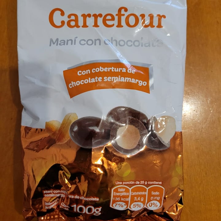 photo of Carrefour Maní Con Chocolate Semi Amargo shared by @psialeilla on  21 Jan 2022 - review