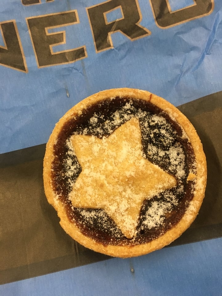 review photo of Caffè Nero Star Topped Vegan Mince Pie shared by @becky13 on 05 Dec 2019 - review