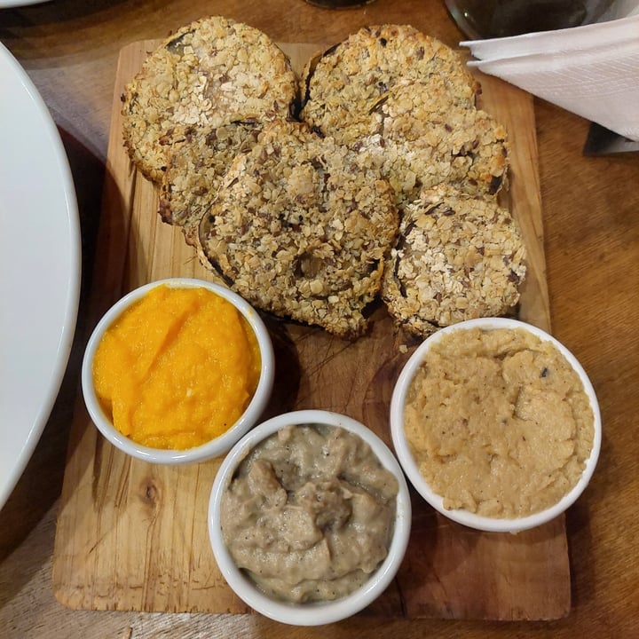 review photo of HUMO Restaurante Vegetariano Croquetas shared by @laristicaa on 16 Sep 2021 - review