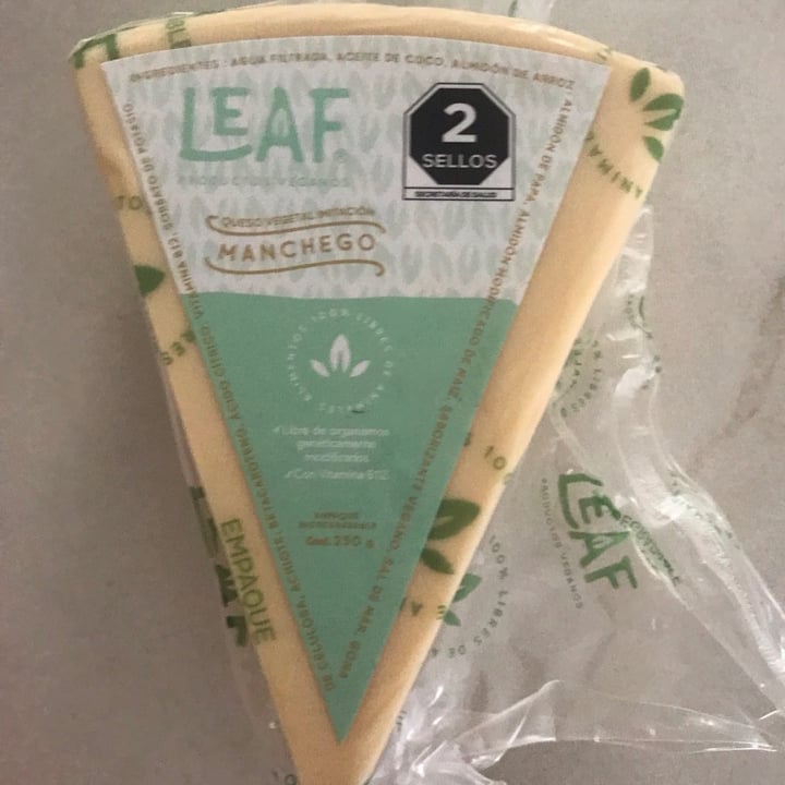 photo of Leaf Queso imitación manchego shared by @kaylarosetinted on  05 Apr 2022 - review
