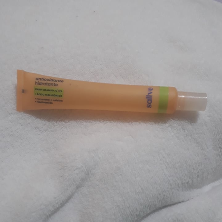 review photo of Sallve Antioxidante Hidratante Sallve shared by @vanusale on 22 Apr 2022 - review